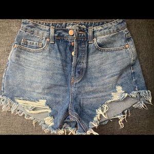 Target Wild Fable Distressed Denim Shorts Size 00